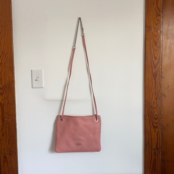 Coach Handbags - Coach Pebbled Leather Crossbody with Chain strap